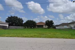 3904 9th St W, Lehigh Acres, FL 33971 - Photo 7