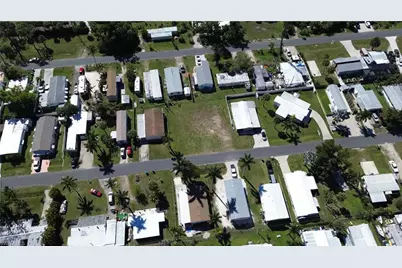 12101 Cypress Dr, Fort Myers, FL 33908 - Photo 23