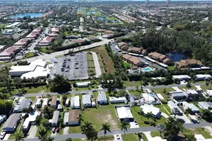 12101 Cypress Dr, Fort Myers, FL 33908 - Photo 3