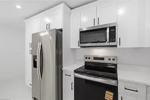 2524 33rd St W, Lehigh Acres, FL 33972 - Photo 7