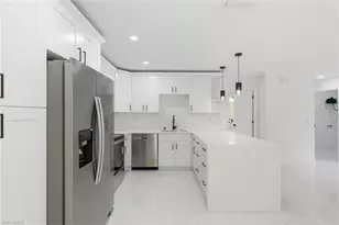 2524 33rd St W, Lehigh Acres, FL 33972 - Photo 5