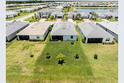 3943 E Hampton Cir, Alva, FL 33920 - Photo 9