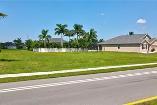 2536 Surfside Blvd, Cape Coral, FL 33914 - Photo 19