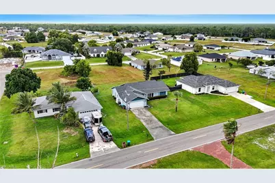 3218 Santa Barbara Blvd N, Cape Coral, FL 33993 - Photo 5