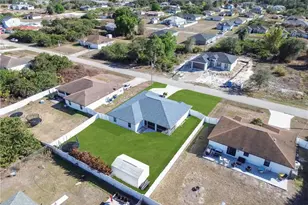 2814 37th St SW, Lehigh Acres, FL 33976 - Photo 5