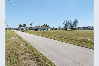 4426 NW 32nd St, Cape Coral, FL 33993 - Photo 33