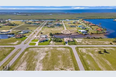 4426 NW 32nd St, Cape Coral, FL 33993 - Photo 7