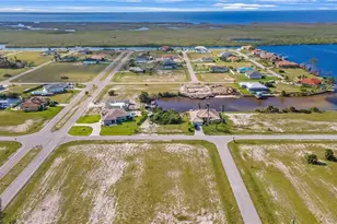 4426 NW 32nd St, Cape Coral, FL 33993 - Photo 7