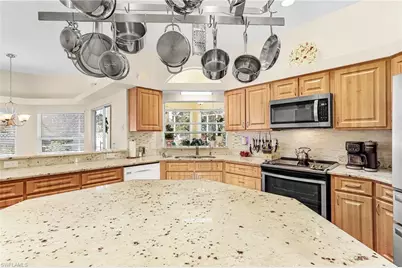 531 SE 33rd St, Cape Coral, FL 33904 - Photo 15