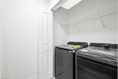 3413 27th St SW, Lehigh Acres, FL 33976 - Photo 15