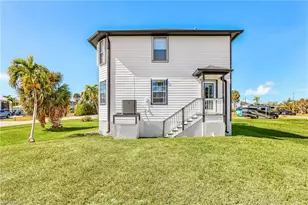 2420 Poinciana Ave, Saint James City, FL 33956 - Photo 29