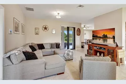 3806 35th St SW, Lehigh Acres, FL 33976 - Photo 5