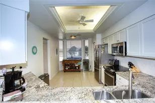 10230 Washingtonia Palm Way, Fort Myers, FL 33966 - Photo 7