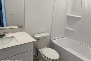 4220 Caterina Ct, North Fort Myers, FL 33917 - Photo 9