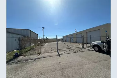 1002 SE 9th St, Cape Coral, FL 33990 - Photo 3