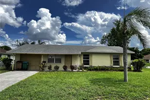 1102 SE 16th St, Cape Coral, FL 33990 - Photo 1