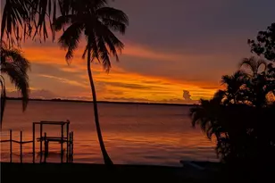 2878 Valencia Way, Fort Myers, FL 33901 - Photo 35