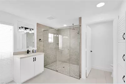 4850 Sherry Ln, Fort Myers, FL 33908 - Photo 23