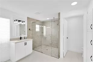 4850 Sherry Ln, Fort Myers, FL 33908 - Photo 23