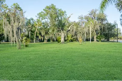 2014 Fort Denaud Rd, Labelle, FL 33935 - Photo 1