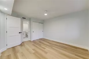 2445 W Gulf Dr, Sanibel, FL 33957 - Photo 23