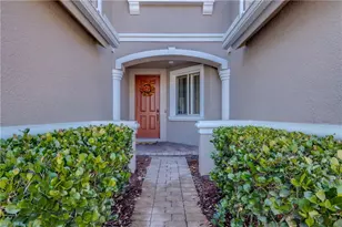 9957 Chiana Cir, Fort Myers, FL 33905 - Photo 3