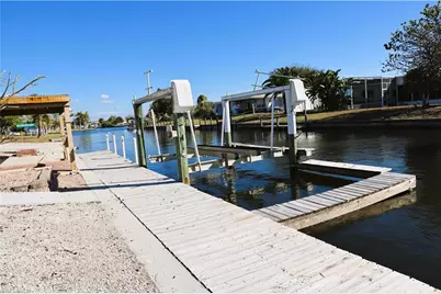 21452 Higgs Dr, Port Charlotte, FL 33952 - Photo 7