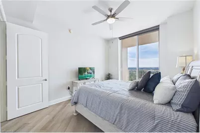 2090 W First St #G2907, Fort Myers, FL 33901 - Photo 9