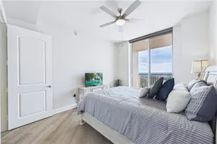 2090 W First St, Fort Myers, FL 33901 - Photo 9