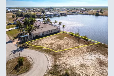 2826 NW 43rd Pl, Cape Coral, FL 33993 - Photo 7