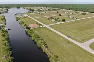 821 NW 33rd Pl, Cape Coral, FL 33993 - Photo 1