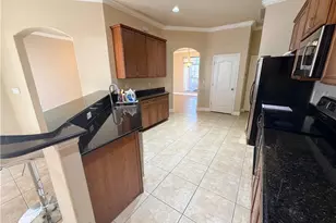 2110 SW 38th Terrace, Cape Coral, FL 33914 - Photo 3