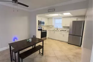 17455 Silver Fox Dr, Fort Myers, FL 33908 - Photo 5