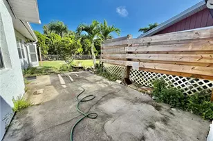 9 Palm Blvd, Lehigh Acres, FL 33936 - Photo 25