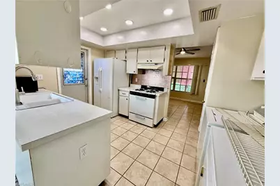 9 Palm Blvd, Lehigh Acres, FL 33936 - Photo 11