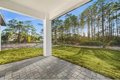 628 Locust Ave S, Lehigh Acres, FL 33974 - Photo 43