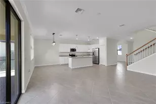 14720 Cantabria Dr, Fort Myers, FL 33905 - Photo 7