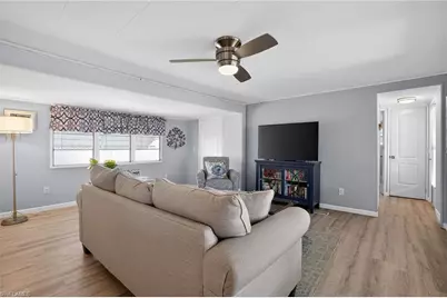 511 Riviera Blvd E, Naples, FL 34112 - Photo 11