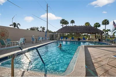 511 Riviera Blvd E, Naples, FL 34112 - Photo 27