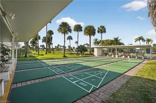 511 Riviera Blvd E, Naples, FL 34112 - Photo 29