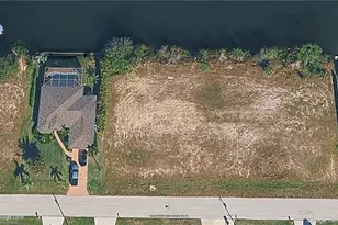 1719 SW 31st Ln, Cape Coral, FL 33914 - Photo 7