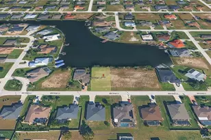 1719 SW 31st Ln, Cape Coral, FL 33914 - Photo 9