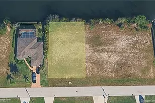 1719 SW 31st Ln, Cape Coral, FL 33914 - Photo 3