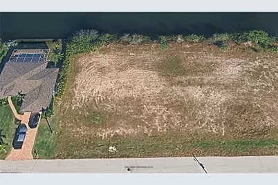 1719 SW 31st Ln, Cape Coral, FL 33914 - Photo 5