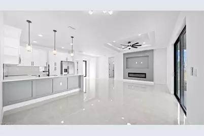 1941 NE 15th St, Cape Coral, FL 33909 - Photo 7