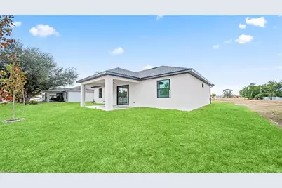 1941 NE 15th St, Cape Coral, FL 33909 - Photo 35