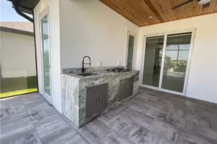 335 SW 31st Pl, Cape Coral, FL 33991 - Photo 29