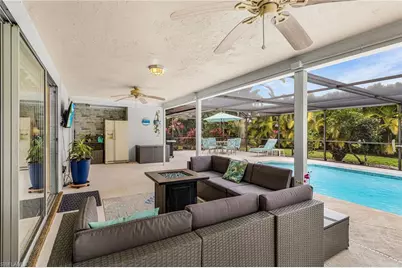 919 SE 19th Ter, Cape Coral, FL 33990 - Photo 19