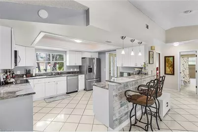 919 SE 19th Ter, Cape Coral, FL 33990 - Photo 11