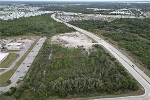 2511 Diplomat Pkwy E, Cape Coral, FL 33909 - Photo 5